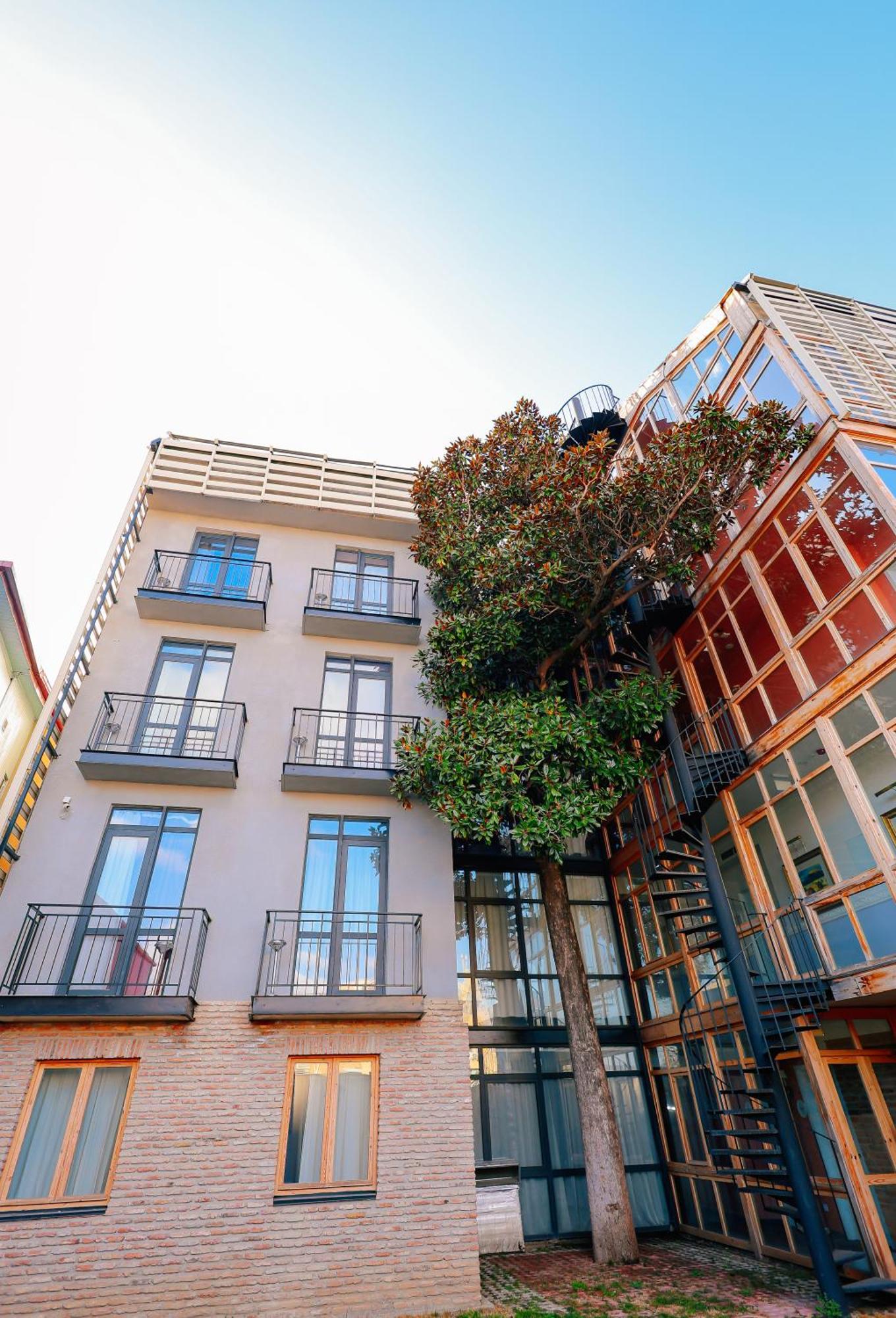 Magnolia Hotel 4*